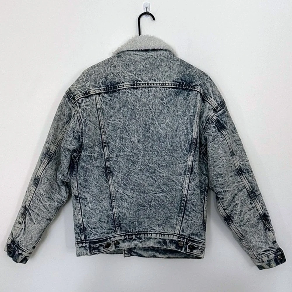Vintage Levis 80s Sherpa Trucker Jacket Medium Acid Wash Denim USA Made 70609